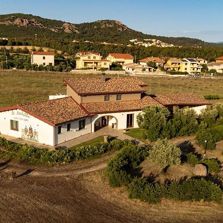 Agriturismo Sa Scalitta Carbonia Exteriör bild