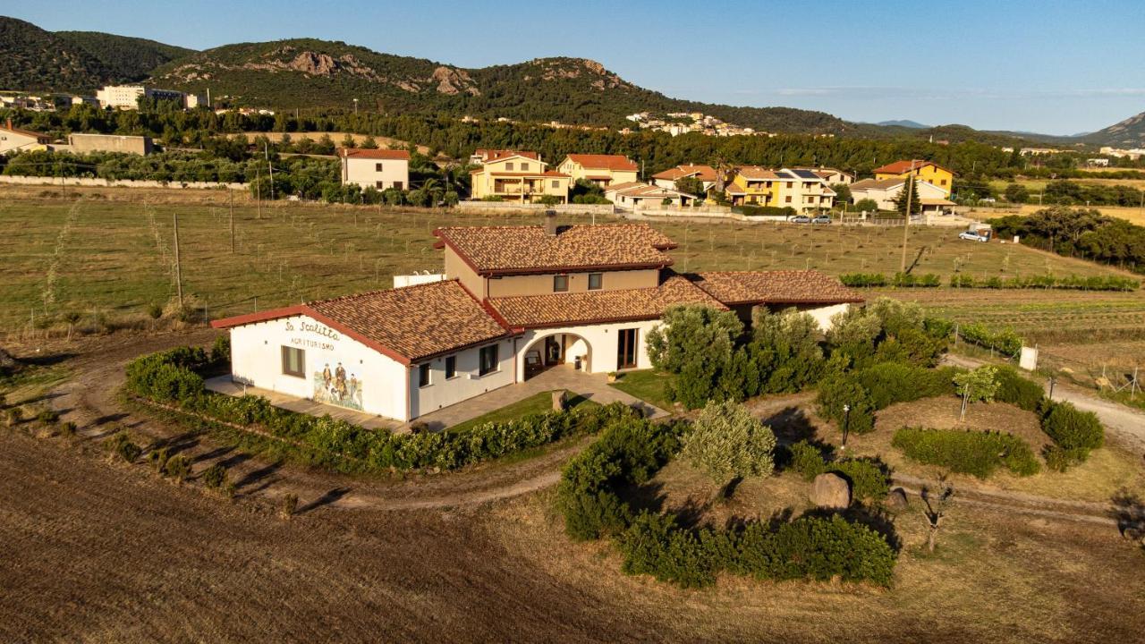 Agriturismo Sa Scalitta Carbonia Exteriör bild